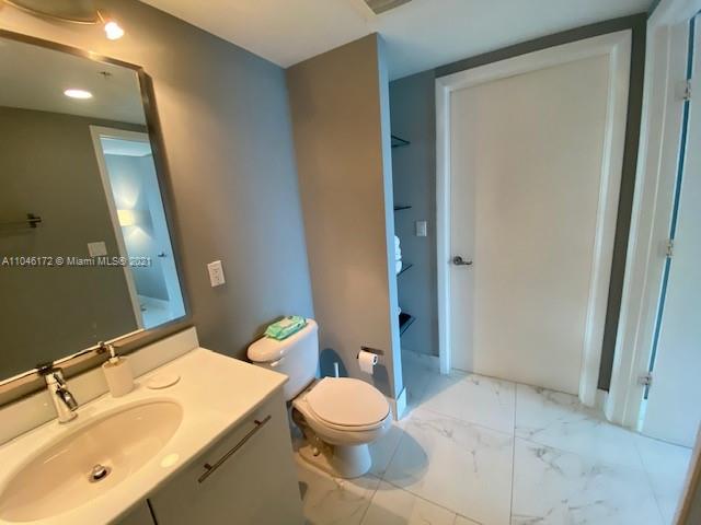 92 Southwest 3rd Street, Unit 4411 Miami, FL 33130 - Photo 22 of 49