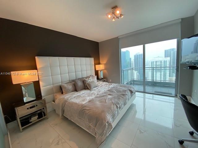 92 Southwest 3rd Street, Unit 4411 Miami, FL 33130 - Photo 27 of 49