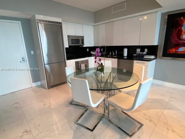 92 Southwest 3rd Street, Unit 4411 Miami, FL 33130 - Photo 29 of 49