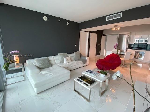 92 Southwest 3rd Street, Unit 4411 Miami, FL 33130 - Photo 7 of 49