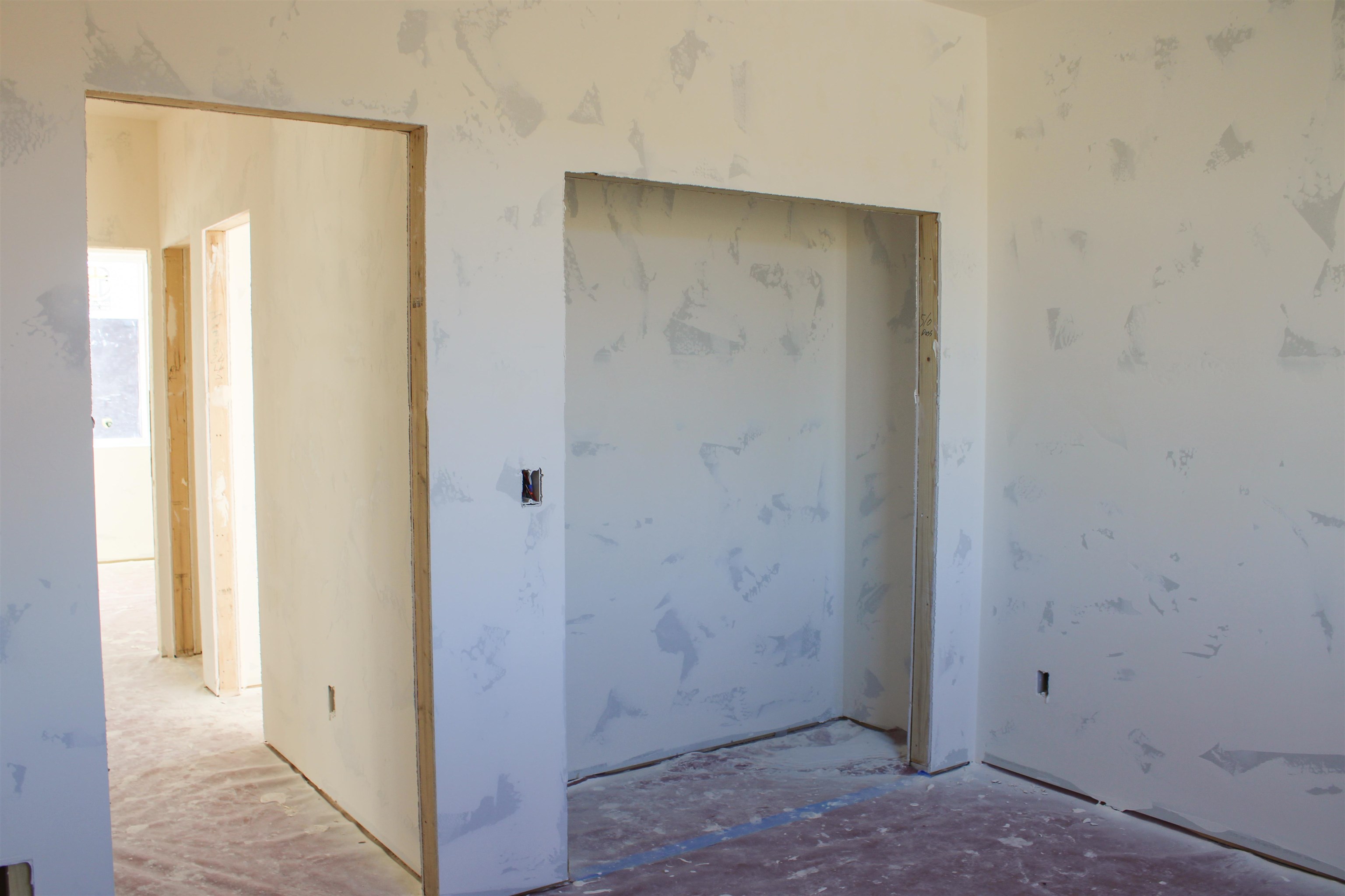 2425 Heathrow Avenue Casper, WY 82609 - Photo 4 of 11