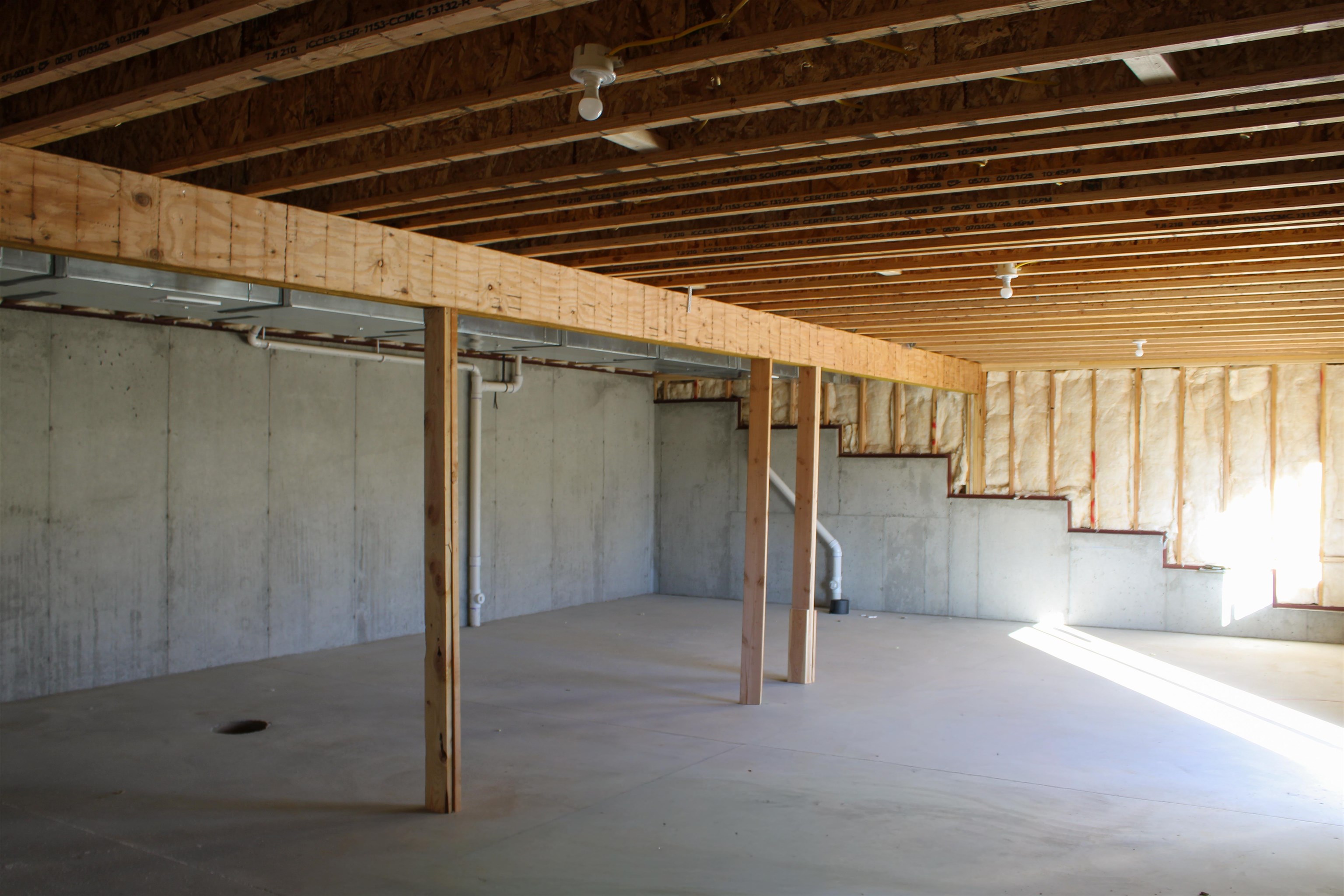 2425 Heathrow Avenue Casper, WY 82609 - Photo 9 of 11