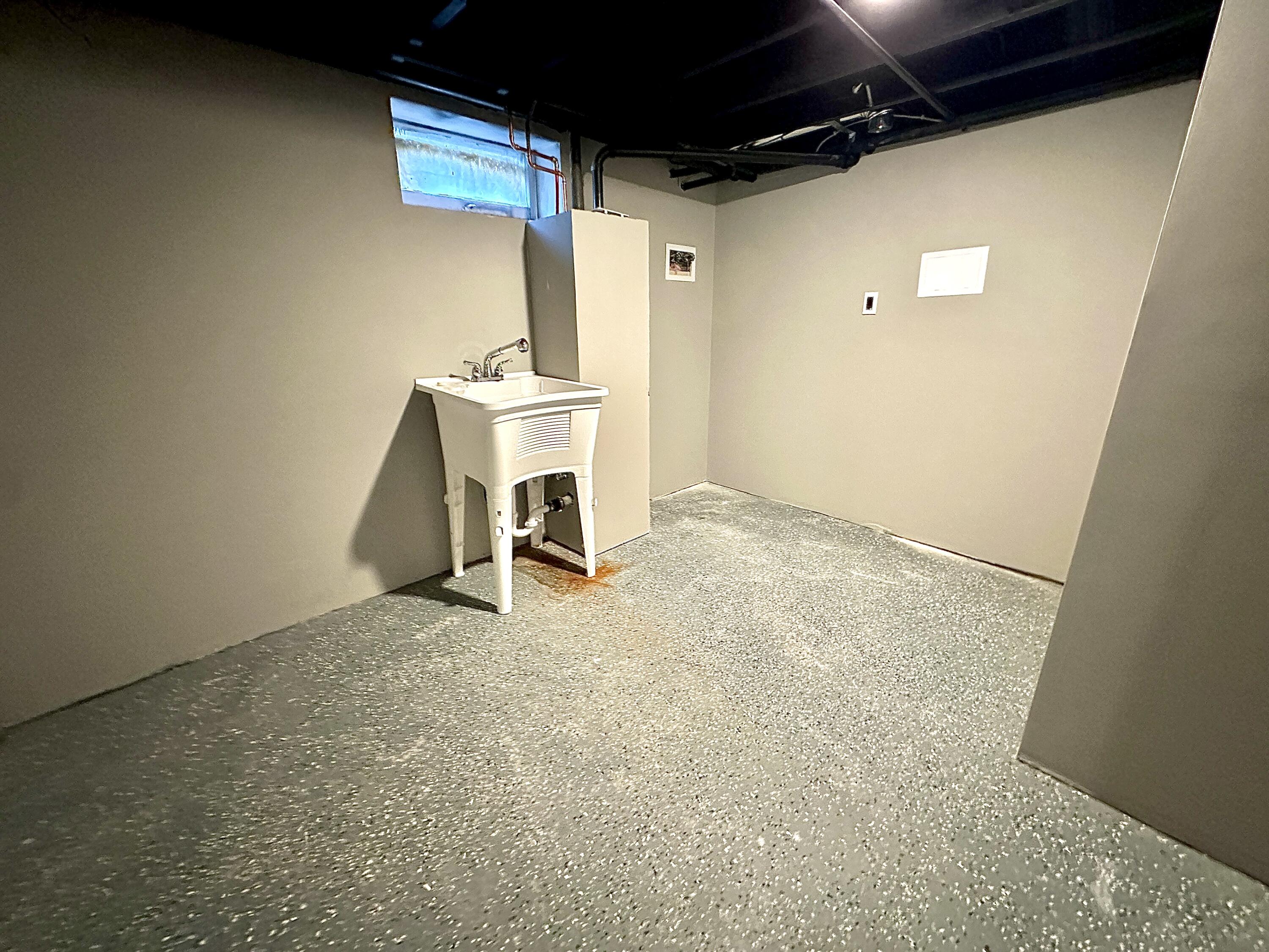 3138 North 89th Street Milwaukee, WI 53222 - Photo 23 of 30 IMG_8498 2