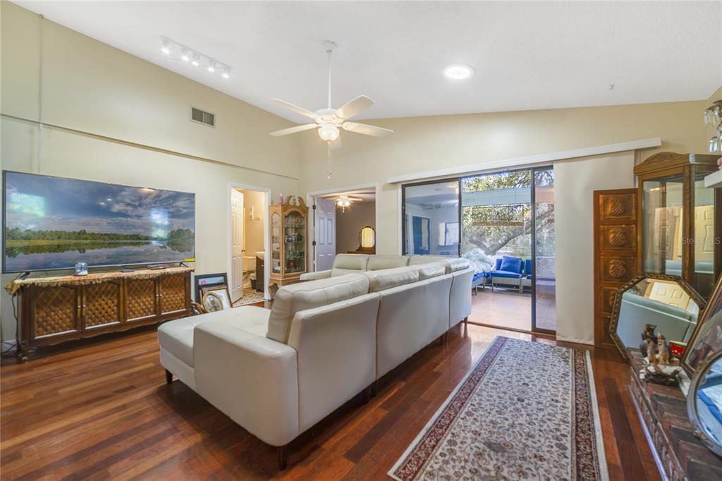 906 Village Green Road DeLand, FL 32720 - Photo 14 of 34