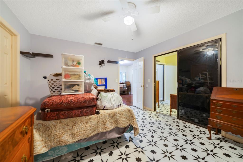 906 Village Green Road DeLand, FL 32720 - Photo 22 of 34