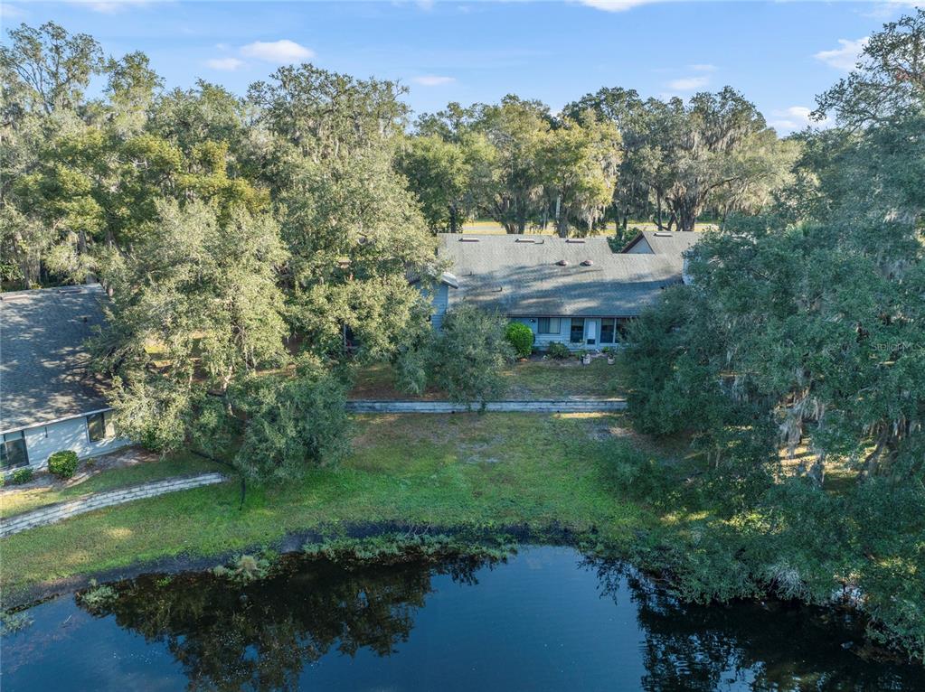 906 Village Green Road DeLand, FL 32720 - Photo 7 of 34