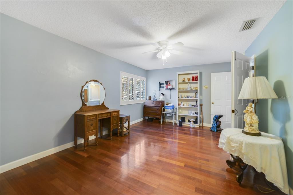 906 Village Green Road DeLand, FL 32720 - Photo 9 of 34