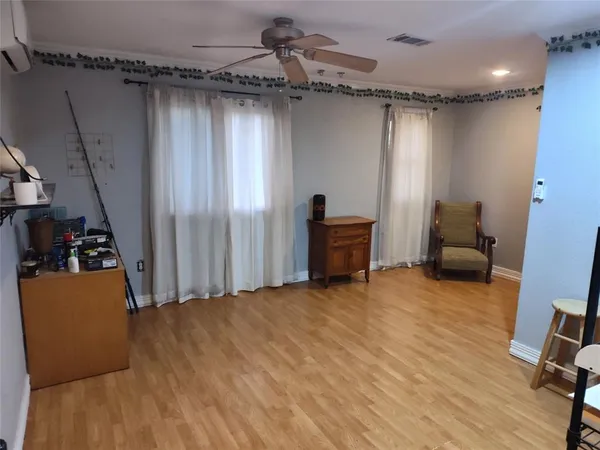 $199,999 | 5077 East Line Road, Whitewright, TX 75491