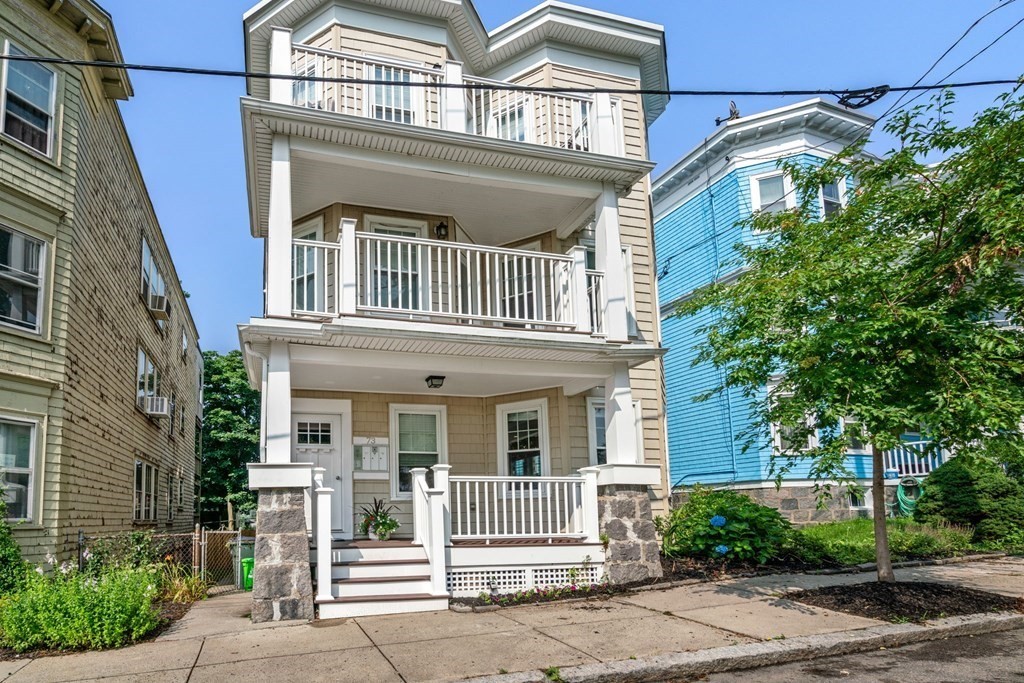 73 Mt Ida Road, Unit 1 Boston, MA 02122 - Photo 2 of 37 Gallery Image 2