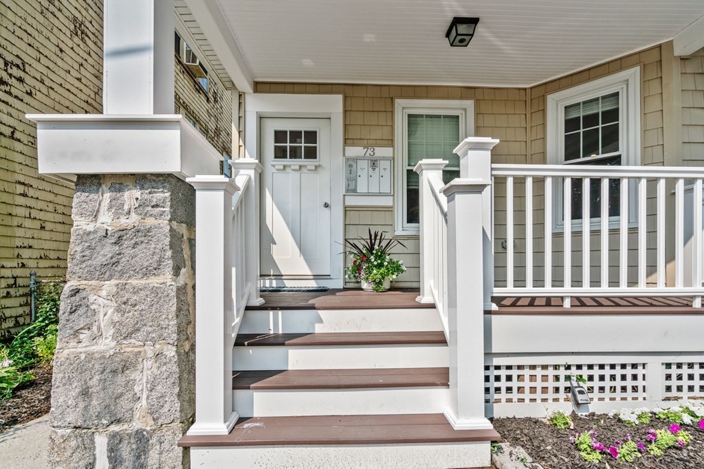 73 Mt Ida Road, Unit 1 Boston, MA 02122 - Photo 4 of 37 Gallery Image 4
