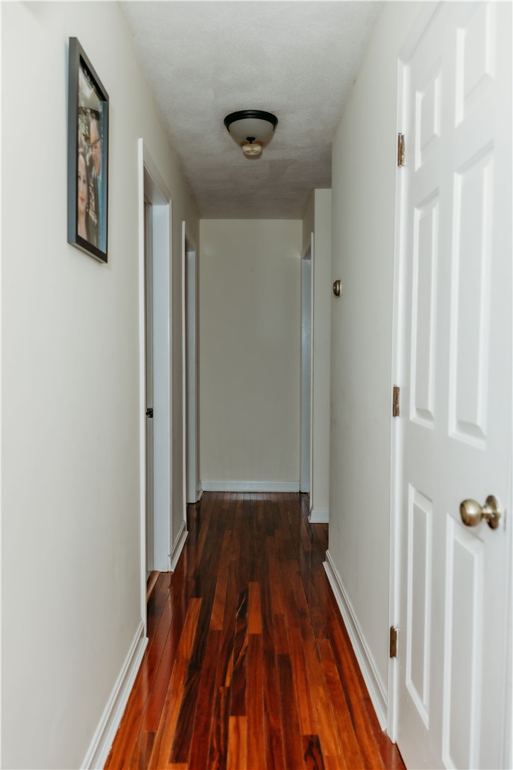 16 Ward Avenue Middletown, RI 02842 - Photo 11 of 26