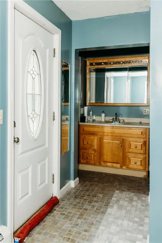 $739,000 | 16 Ward Avenue, Middletown, RI 02842