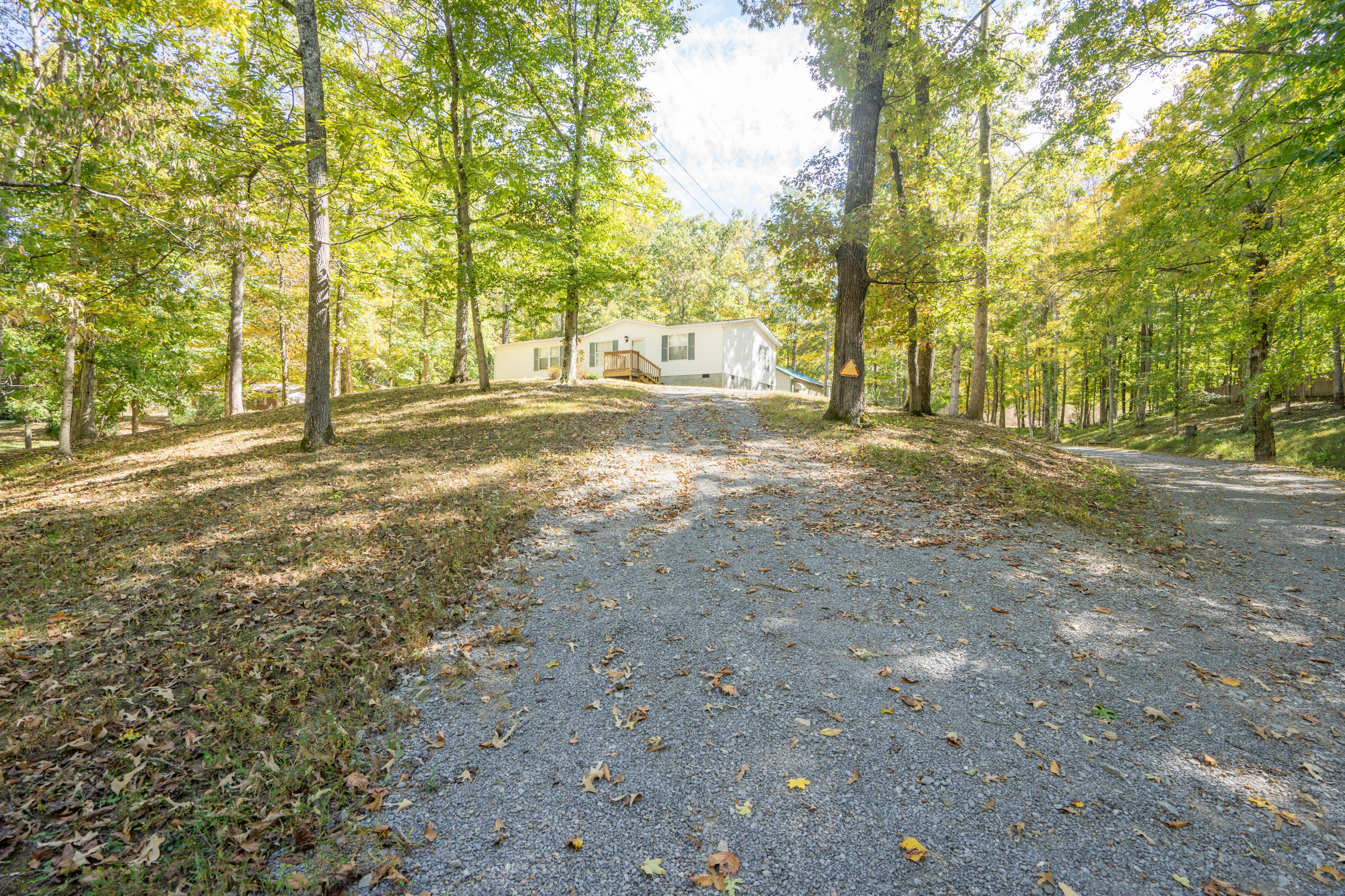 3310 Miller Road Powell, TN 37849 - Photo 3 of 22 DSC00520