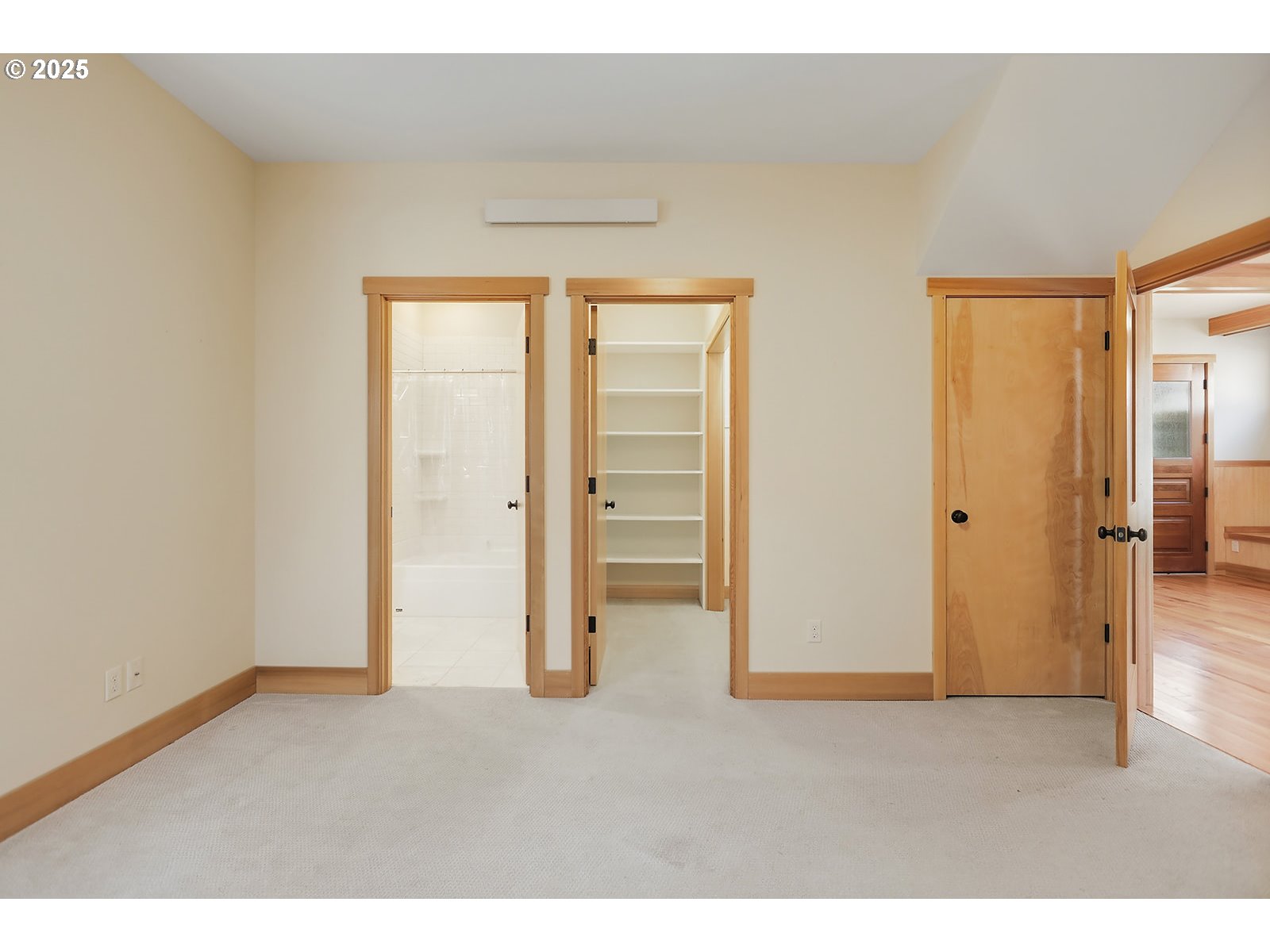 1806 Columbia Street Hood River, OR 97031 - Photo 16 of 31