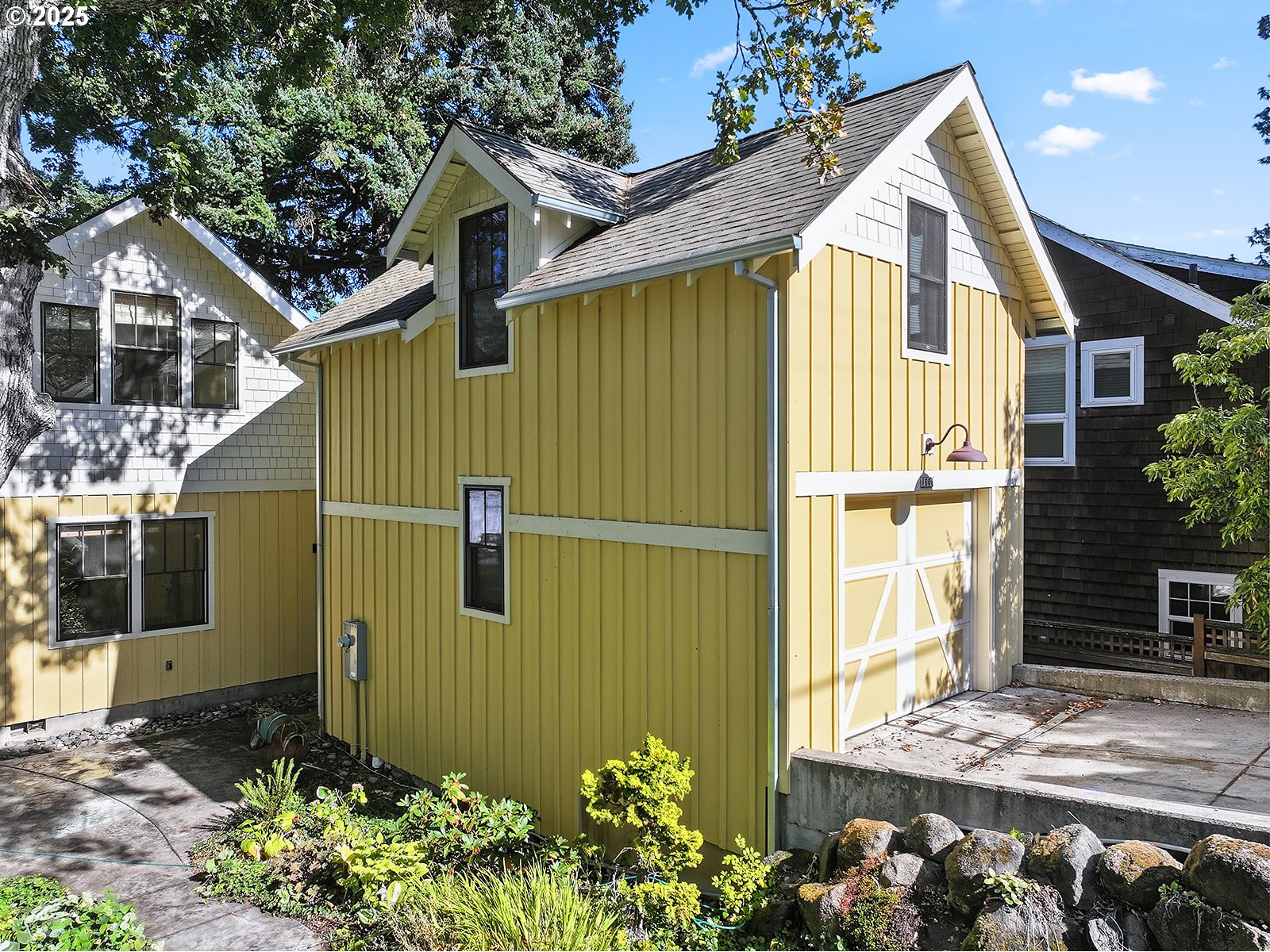 1806 Columbia Street Hood River, OR 97031 - Photo 29 of 31