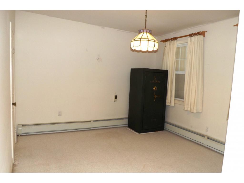 3825 Sally Piper Road Endicott, NY 13760 - Photo 4 of 16 Gallery Image 4