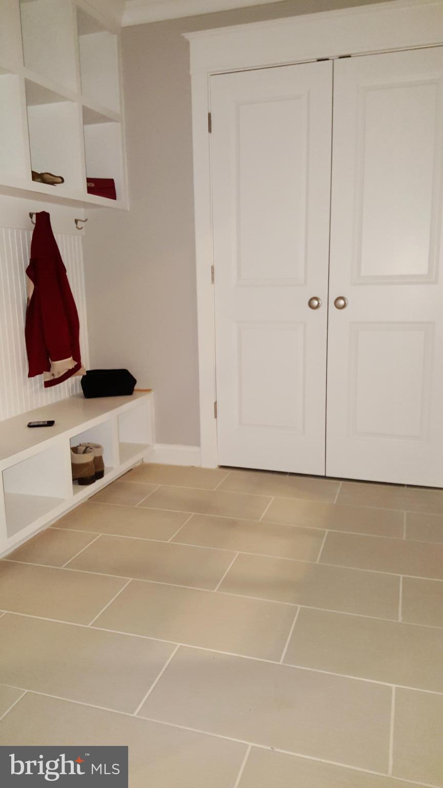 12101 Berry Street Silver Spring, MD 20902 - Photo 2 of 27 a view of room