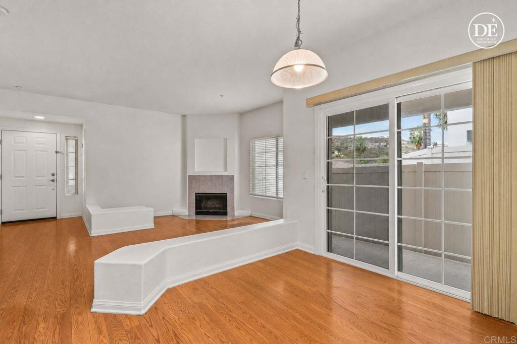 2715 Lake Pointe Drive, Unit 116 Spring Valley, CA 91977 - Photo 12 of 50 Virtually Changed - Combo LR and DR empty