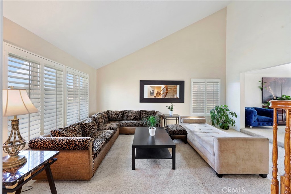 16891 Mariposa Avenue Riverside, CA 92504 - Photo 8 of 50