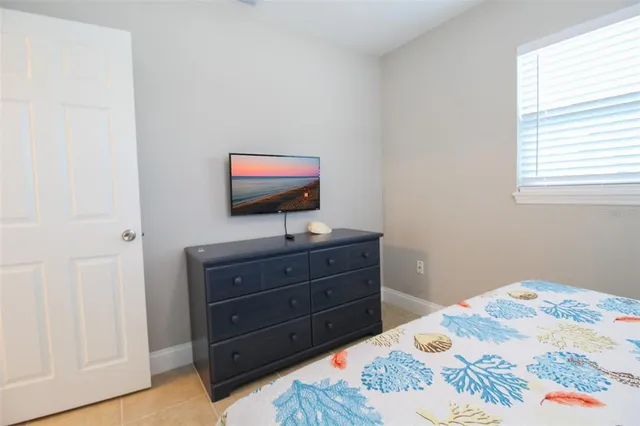 $4,562 | 5005 Bee Ridge Road, Sarasota, FL 34233