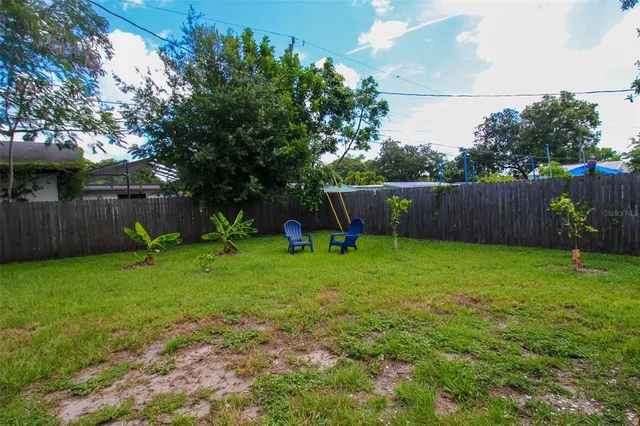 $4,562 | 5005 Bee Ridge Road, Sarasota, FL 34233