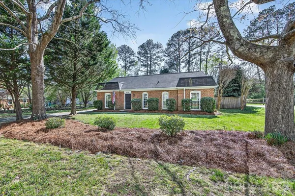 $385,900 | 6576 Stoney Ridge Road, Matthews, NC 28104