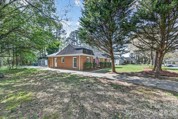 $385,900 | 6576 Stoney Ridge Road, Matthews, NC 28104