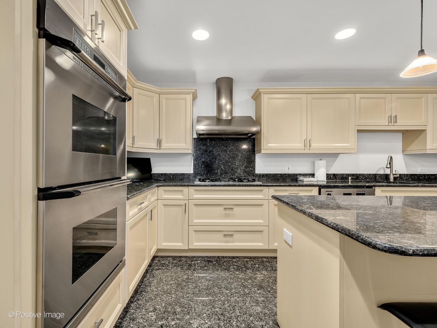 1409 Burr Oak Road, Unit 112A Hinsdale, IL 60521 - Photo 14 of 35