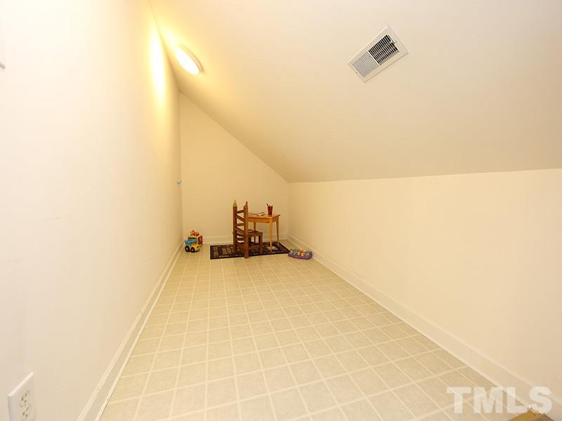 6825 Pinnacle Ridge Road Raleigh, NC 27603 - Photo 21 of 23