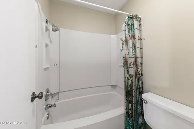 $145,000 | 204 Long Plantation Boulevard, Unit B, Lafayette, LA 70508