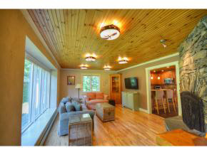 89 Derry Woods Road Londonderry, VT 05148 - Photo 20 of 35 Gallery Image 20