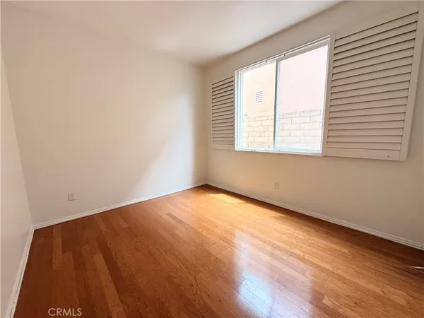 $4,800 | 19988 Via Joyce Drive, Saugus, CA 91350