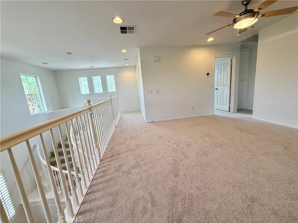 $4,800 | 19988 Via Joyce Drive, Saugus, CA 91350