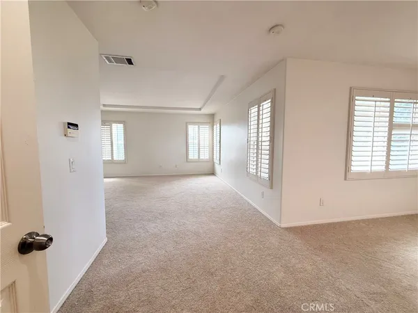 $4,800 | 19988 Via Joyce Drive, Saugus, CA 91350