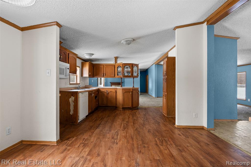 8237 Lambs Road Goodells, MI 48027 - Photo 6 of 34