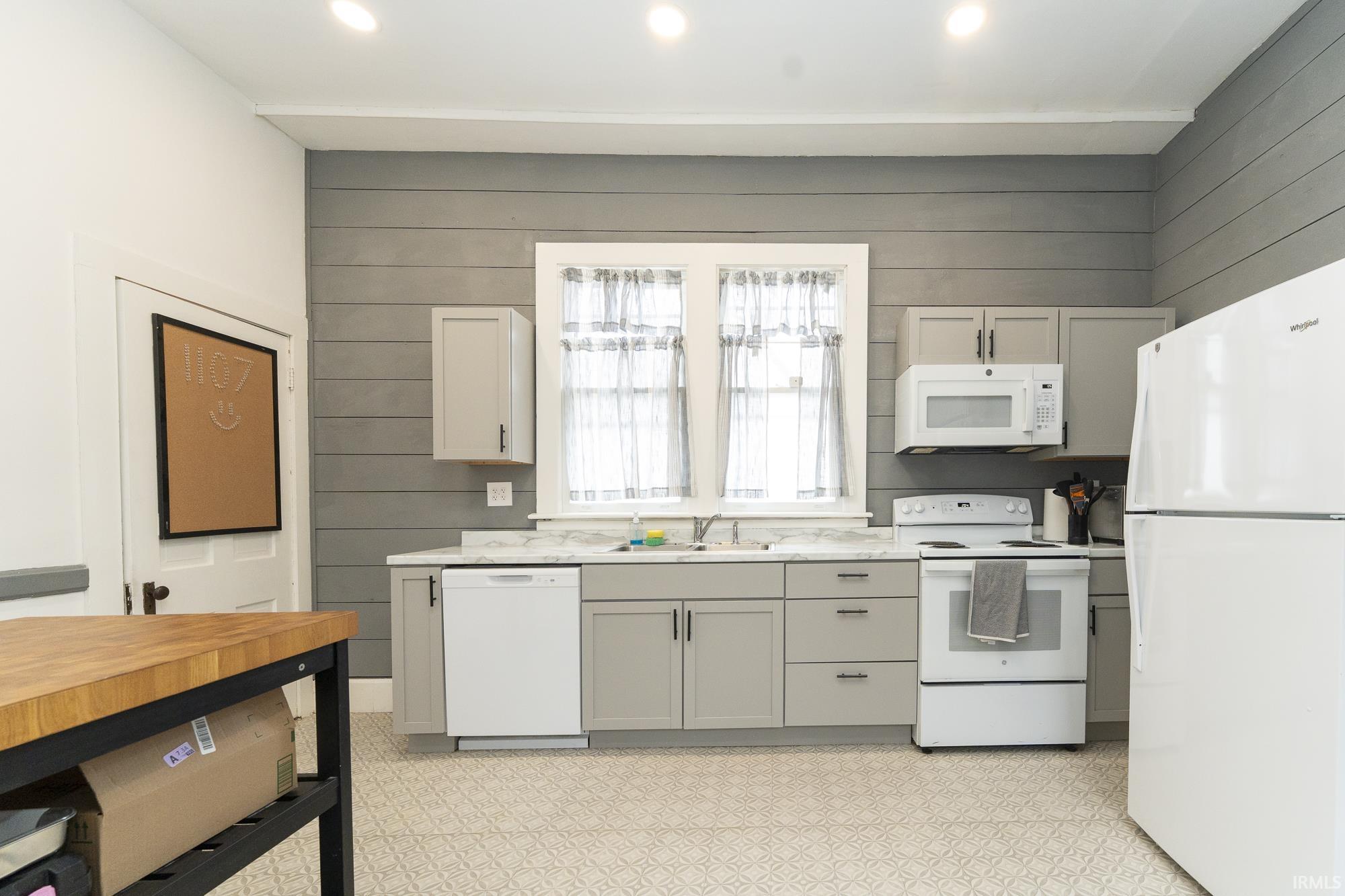 1107 South Evans Avenue Evansville, IN 47713 - Photo 17 of 21