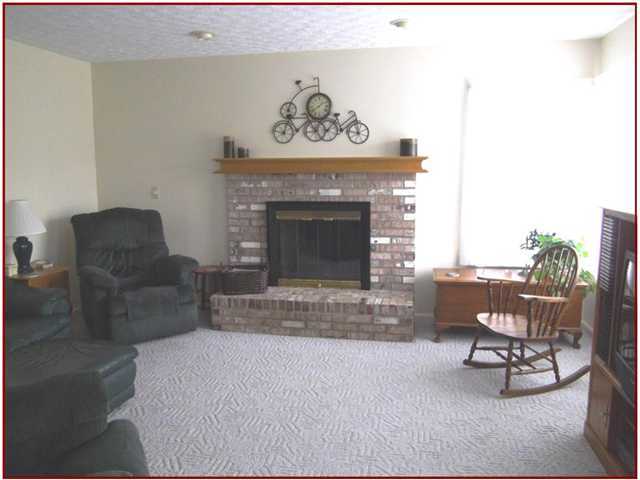 113 Ravine Road Powell, OH 43065 - Photo 8 of 16 Gallery Image 8