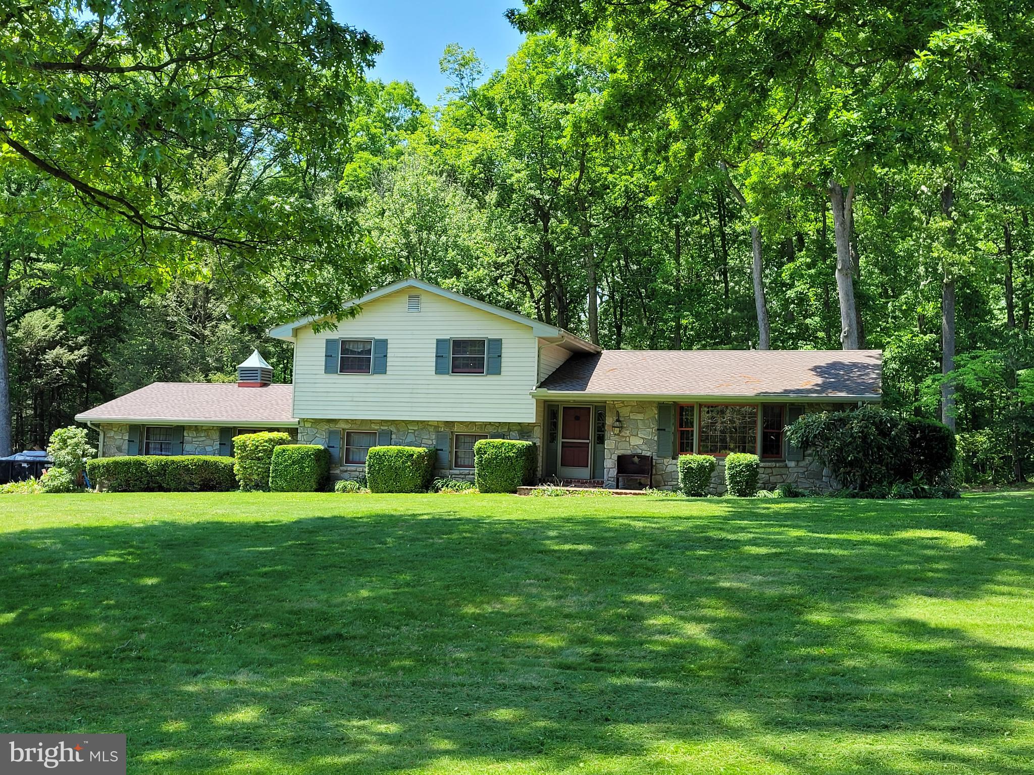 311 California Road Morgantown, PA 19543 - Photo 1 of 41 Gallery Image 1