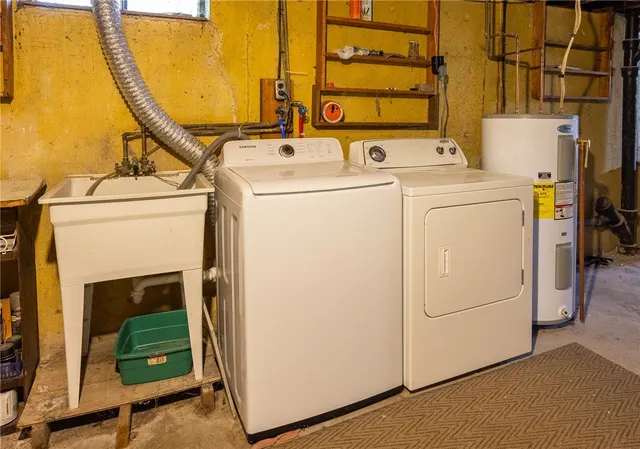 $439,000 | 11 Salem Drive, North Providence, RI 02904