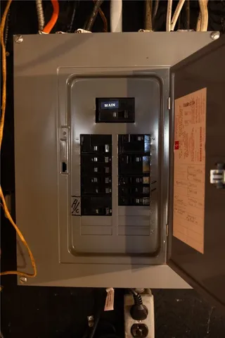 $439,000 | 11 Salem Drive, North Providence, RI 02904