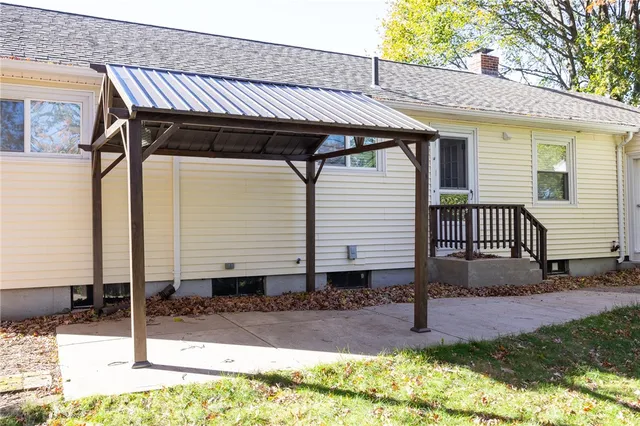 $439,000 | 11 Salem Drive, North Providence, RI 02904