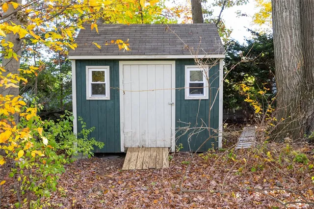 $439,000 | 11 Salem Drive, North Providence, RI 02904