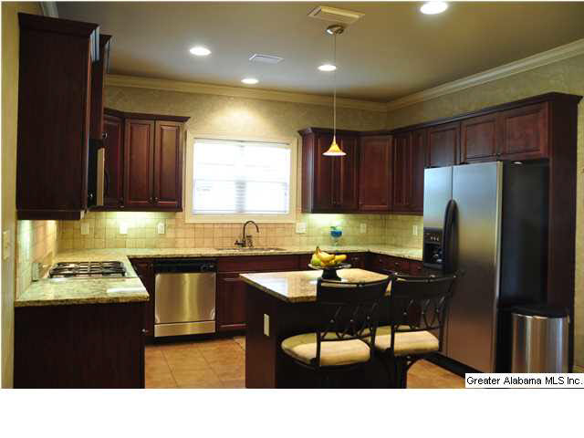 443 Heathersage Road Alabaster, AL 35114 - Photo 4 of 31