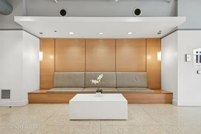 $475,000 | 212 East Cullerton Street, Unit PH06, Chicago, IL 60616