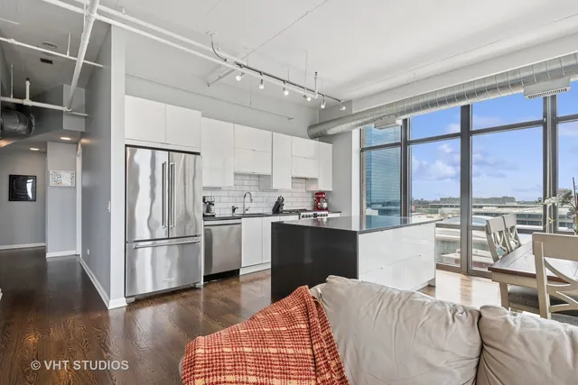 $475,000 | 212 East Cullerton Street, Unit PH06, Chicago, IL 60616