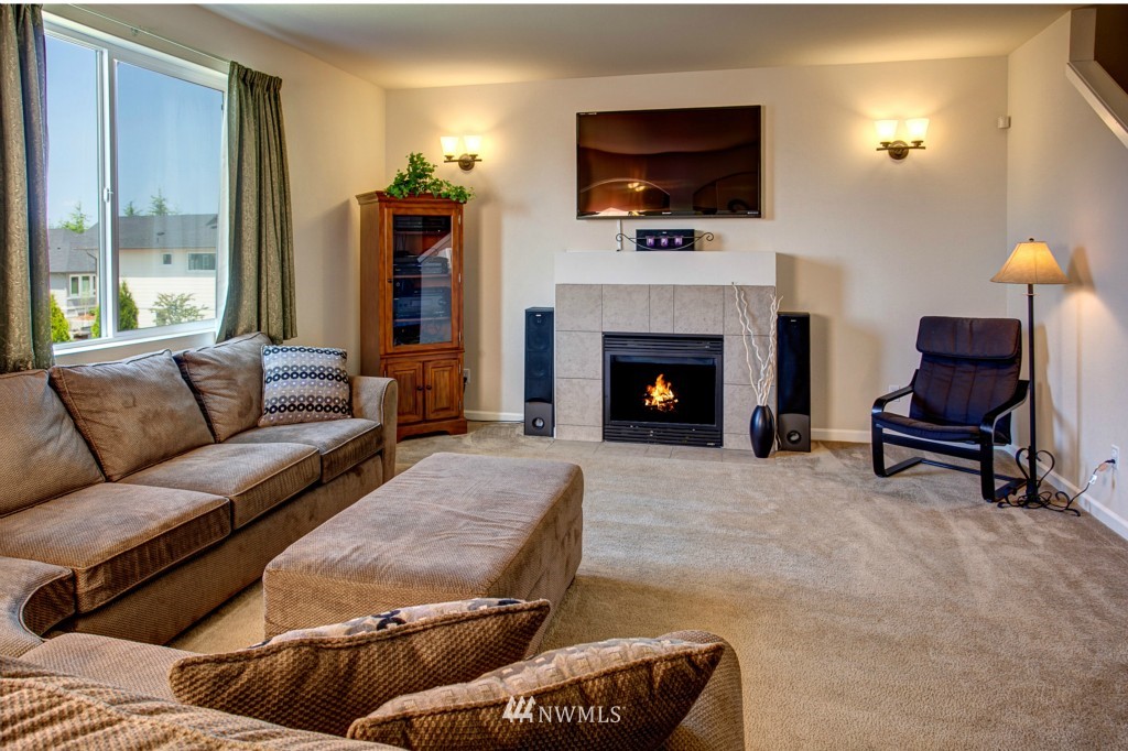 575 Graham Avenue Northeast Renton, WA 98059 - Photo 9 of 23