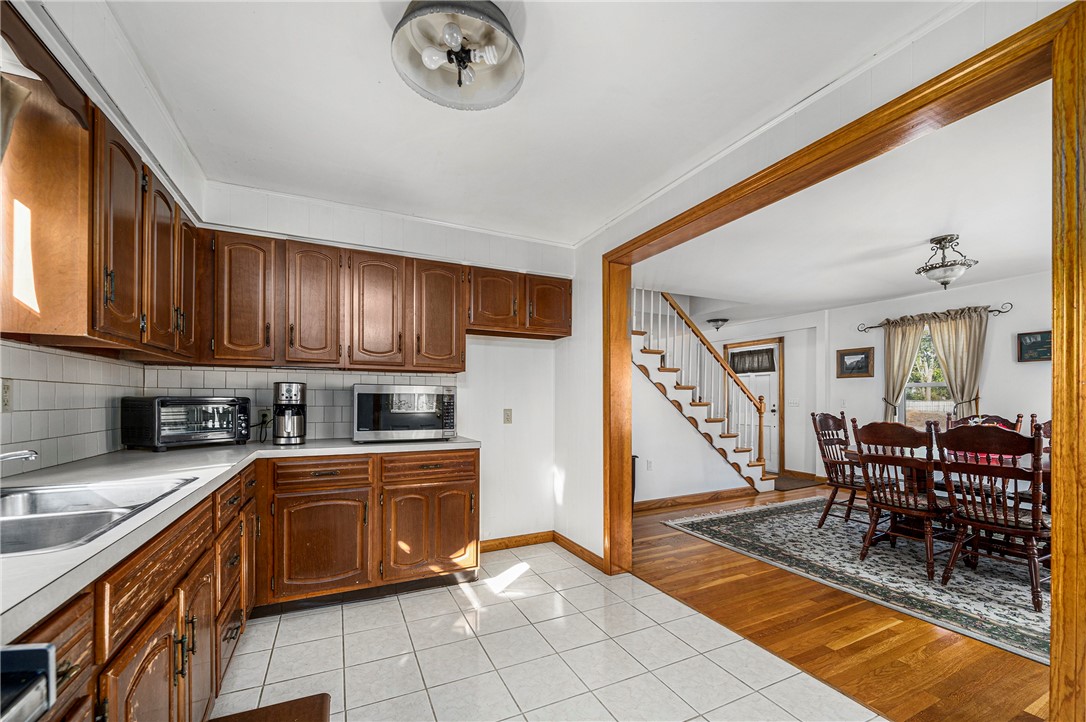 1203 State Road Westport, MA 02790 - Photo 14 of 32