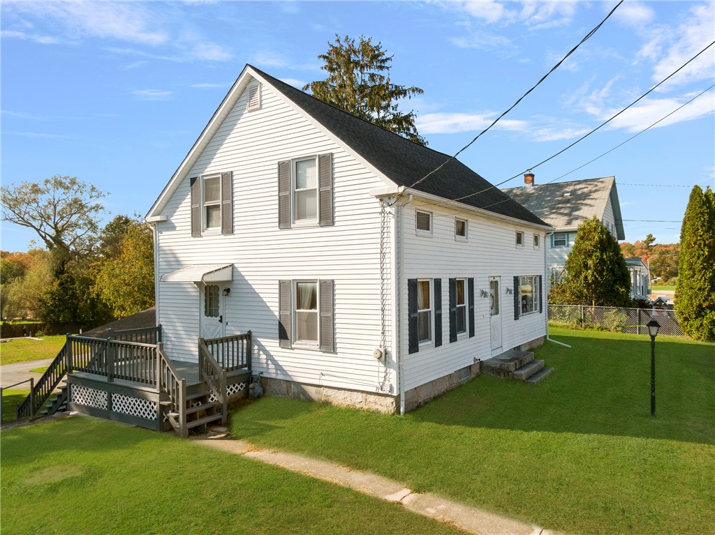 1203 State Road Westport, MA 02790 - Photo 4 of 32