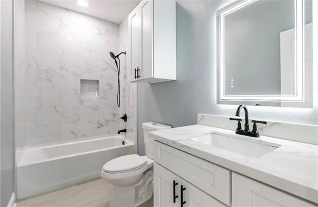 $1,575 | 2701 South Prieur Street, New Orleans, LA 70125