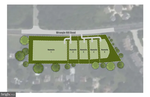 a view of a tennis court